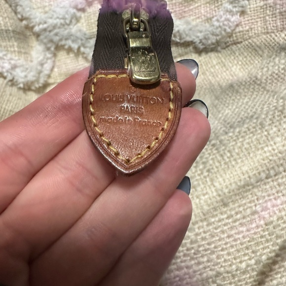 Authentic  vintage Louis Vuitton toiletry pouch 15 - Picture 3 of 5